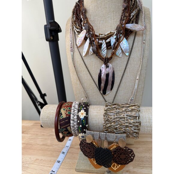 Bohemian Jewelry Lot With Necklaces Earrings & Bangles Neutral Tones Mixed Mater - Picture 8 of 13